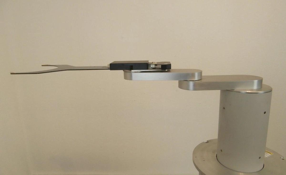Used Brooks Automation 017-0266-01 Wafer Handling Robot Reliance 017-0950-01 Untested
