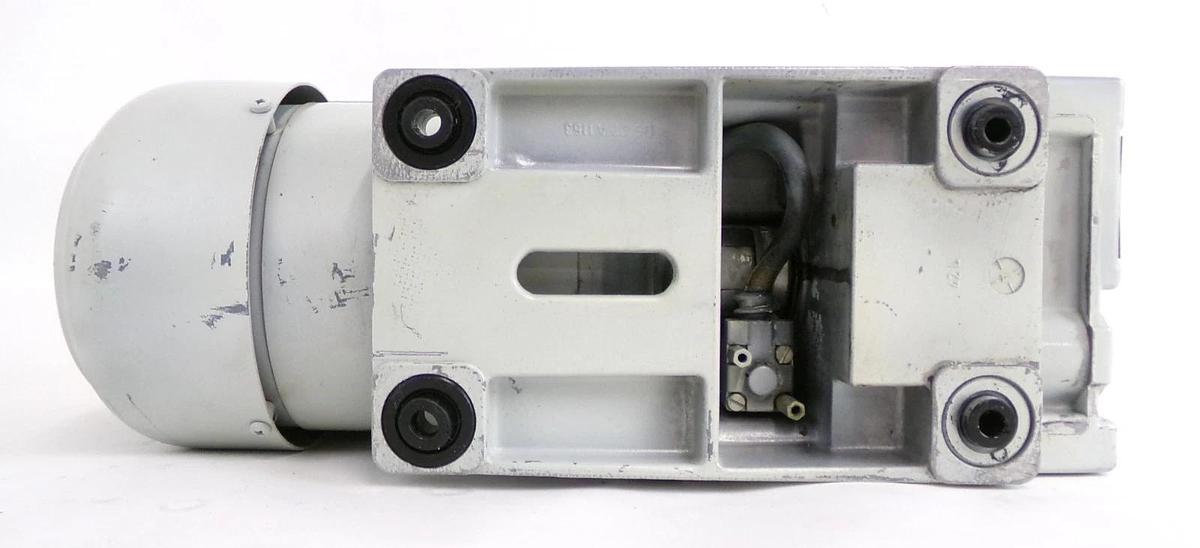 Used TRIVAC D16B Leybold 11227-1 Rotary Vane Vacuum Pump Working Surplus