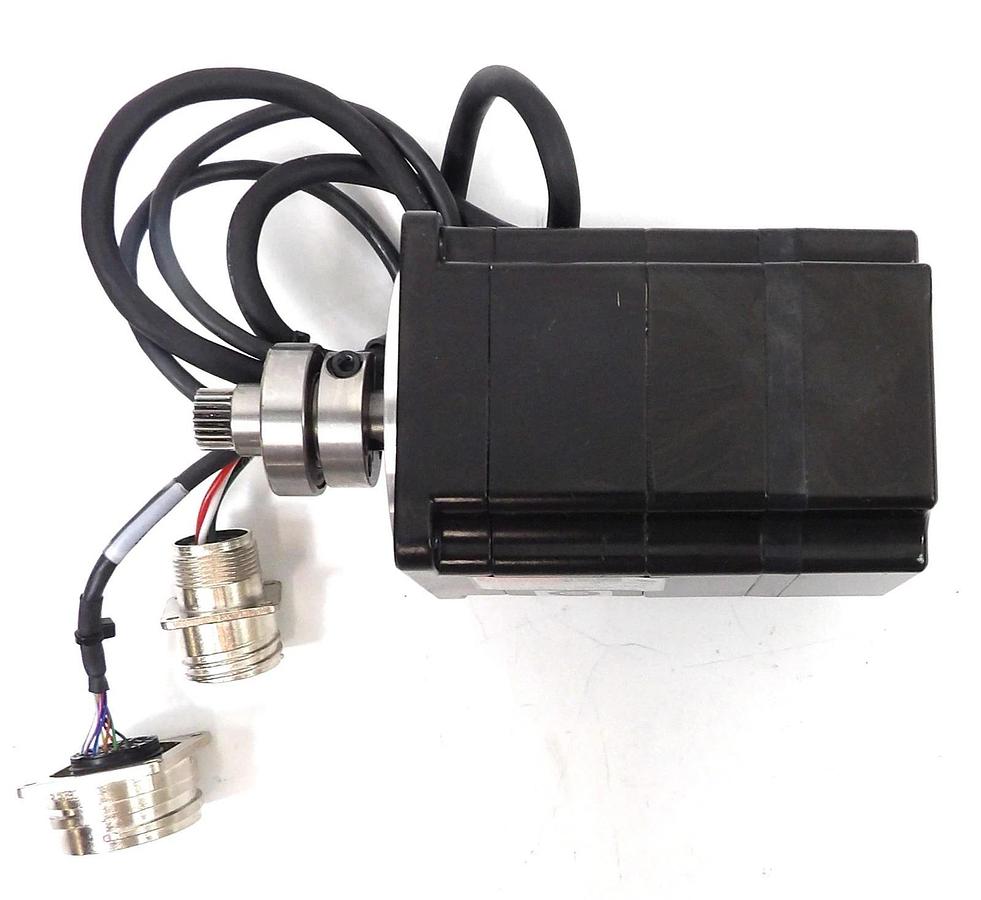 Used Sanyo Denki P50B07040HXS00M AC Servo Motor BL Super P5 Working