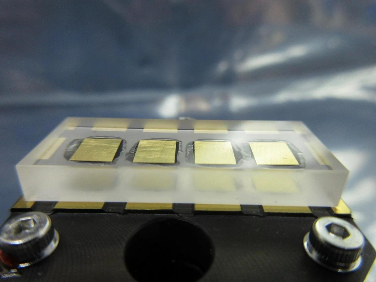 Used Nikon Reflectance Plate NSR-S204B Step-and-Repeat Scanning System Used Working