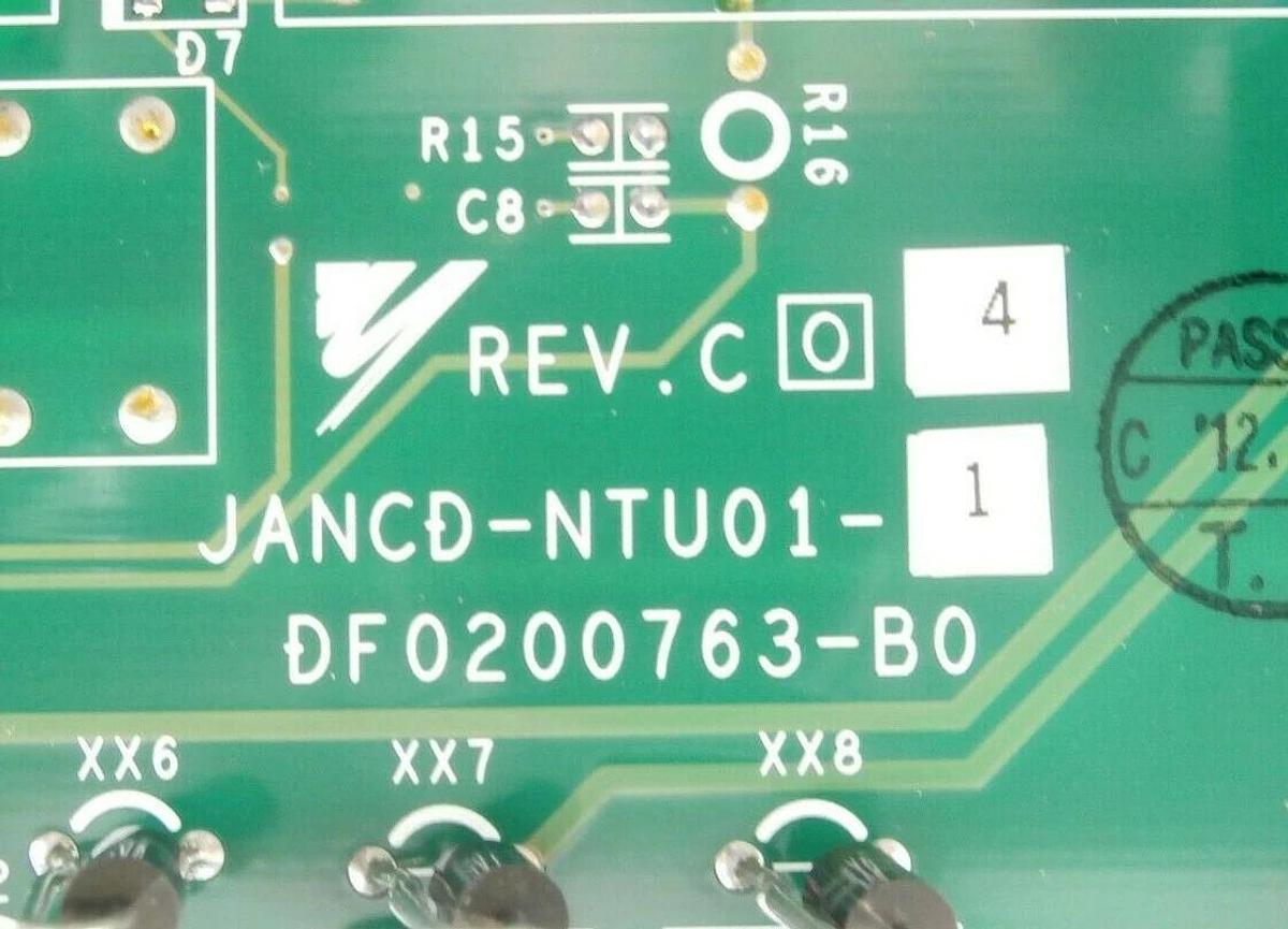 Used Yaskawa ERCR-ND11-A001 Robot Controller SGDH-08AE-SY705 Broken Switch As-Is