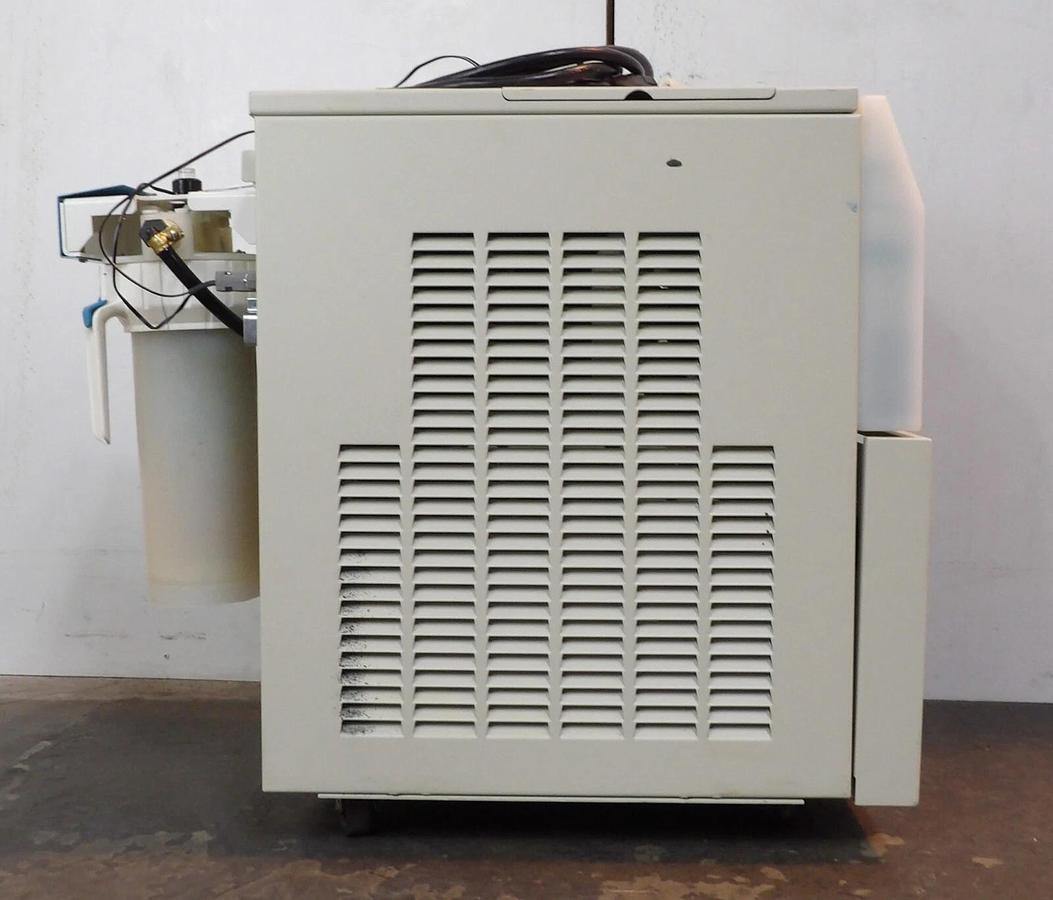 Used Merlin M33 Thermo Electron Neslab 263112154000 Recirculating Chiller Working