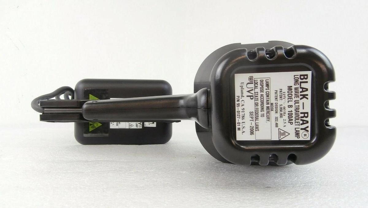 Used UVP 95-0127-01M UV Ultraviolet Lamp B 100AP BLAK-RAY No Bulb Lens Untested As-Is