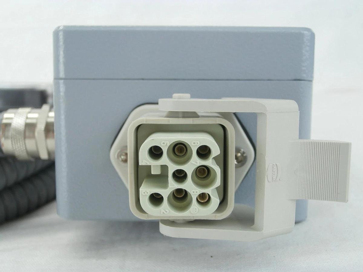 Used Edwards TPU Differential Pressure Switch Assembly Dungs AA-A2-6-5 Lot of 4 Used