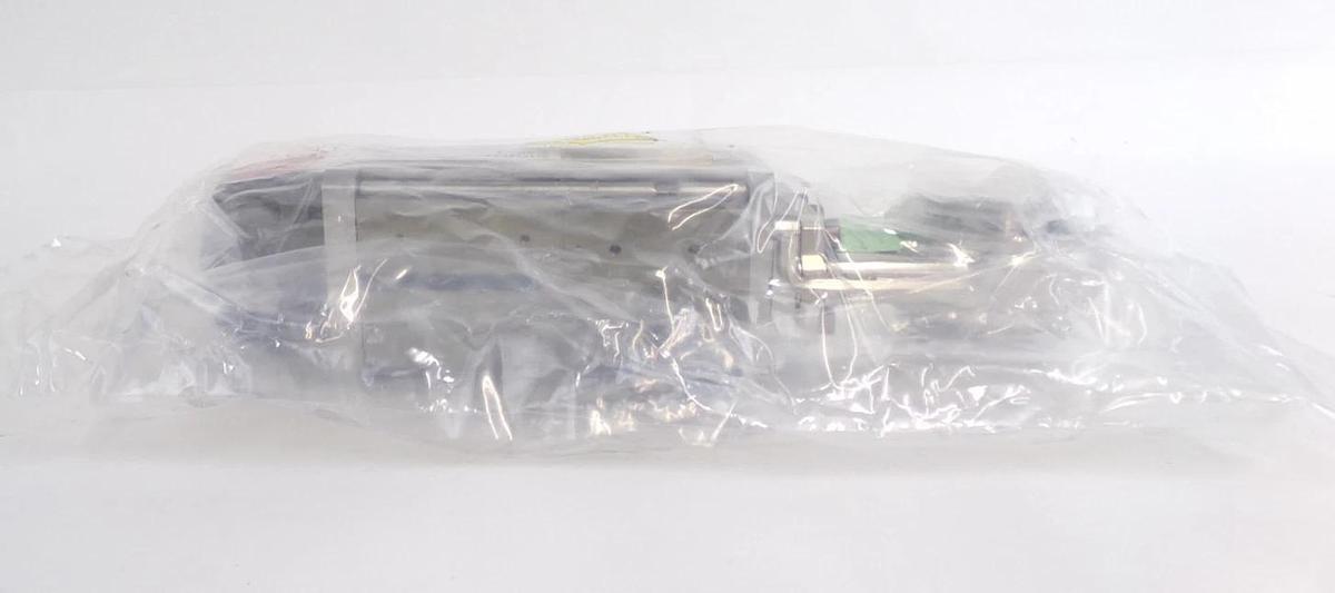VAT 01032-KE11-AOK1 Mini UHV Gate Valve Assembly w/Purge AMAT New Surplus