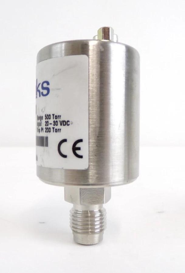 Used MKS Instruments 51B52TCA2BA200 Baratron Pressure Switch Lot of 2 Spare Surplus