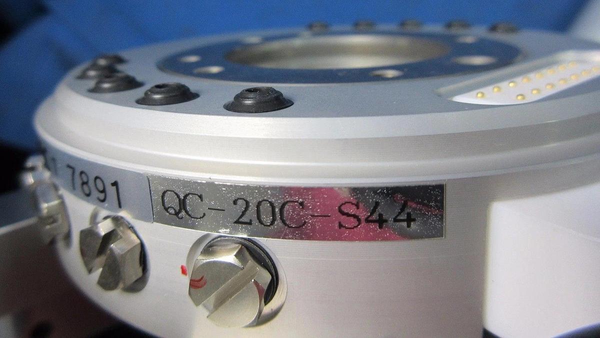 Used Mitsubishi QC-20C-S44 End Effector QC-20C Used Working