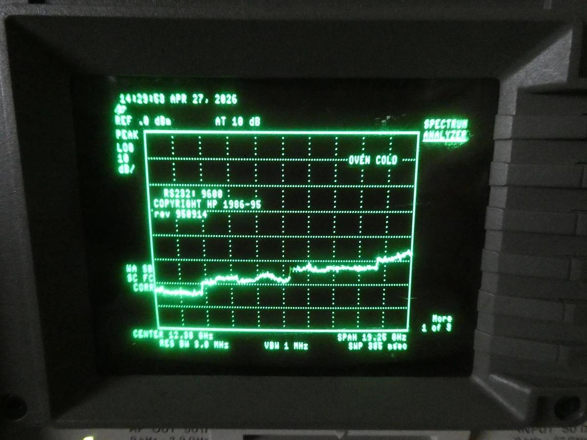 Used HP Hewlett-Packard 8593E Spectrum Analyzer 9kHz-22GHz 043 140 Spare Surplus