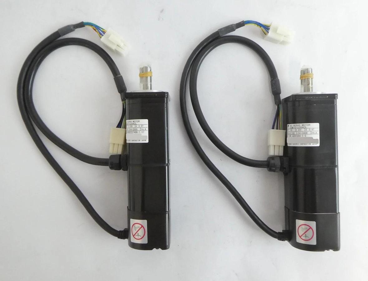 Yaskawa Electric SGM-01U3B4CL Servo Motor AMAT 1080-01243 Lot of 5 New Surplus