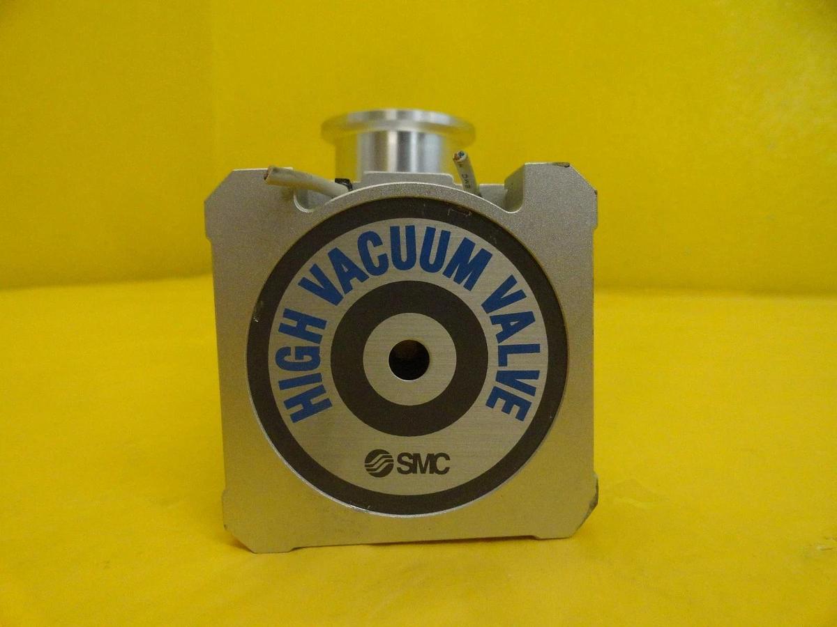 Used SMC XLAQ-40-X925 Vacuum Angle Isolation Valve TEL 3D80-002107-V1 Used Working