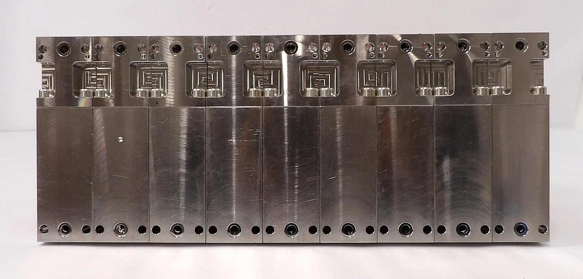 Used Horiba STEC Z700 Mass Flow Controller MFC SEC-Z712MGX Lot of 9 Working Surplus