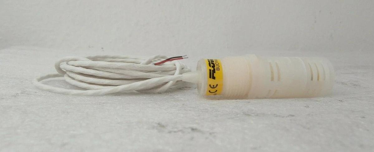 Ryan Herco LV10-5201 PVDF 2.75" Vertical Buoyancy Sensor New Surplus