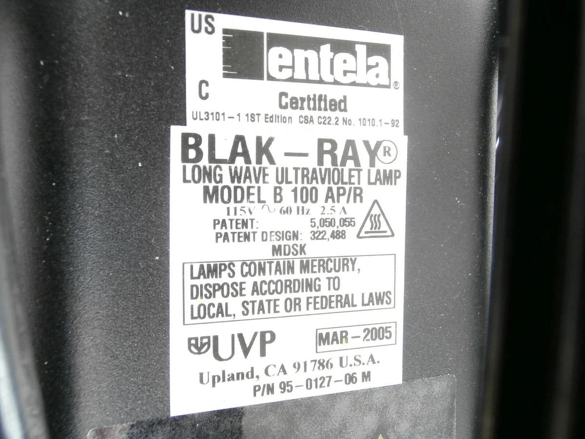 Used UVP 95-0127-01M UV Ultraviolet Lamp B 100AP BLAK-RAY No Bulb Untested As-Is