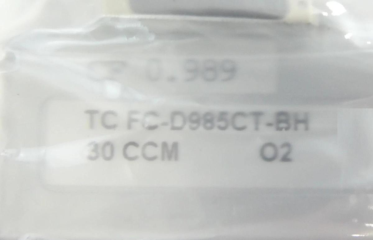 Aera TC FC-D985CT-BH Mass Flow Controller MFC FC-D985c Hitachi 1-A04655-44 New