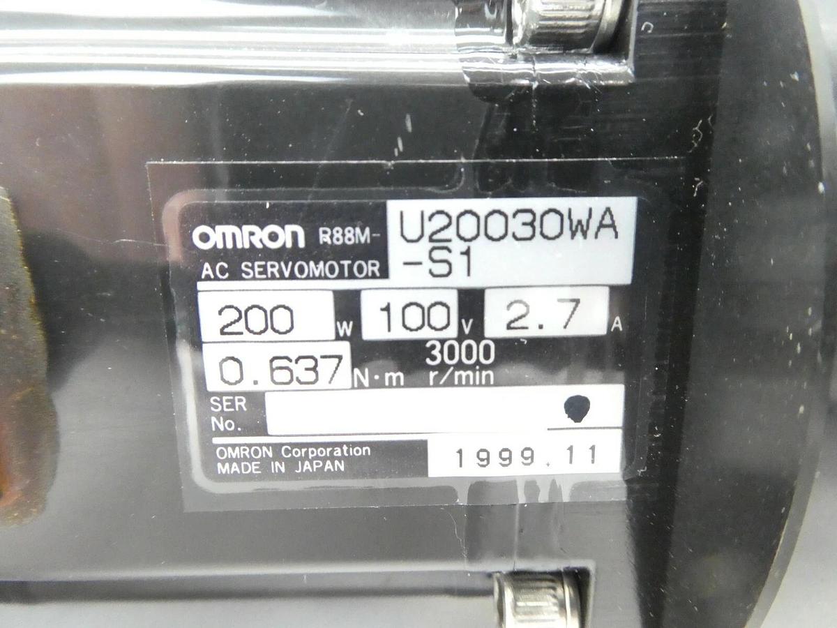 Used Omron R88M-U20030WA-S1 AC Servo Motor with Reducer CP-25A-21-J223A Working Spare
