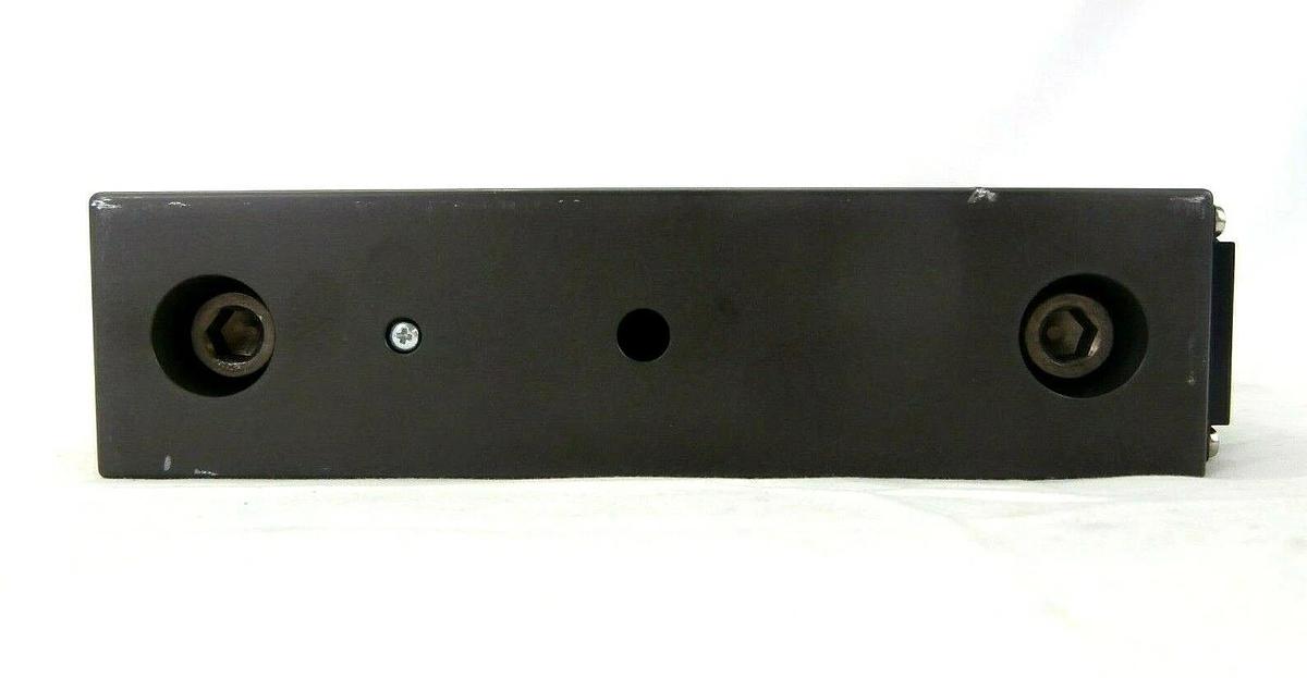 Used VAT 02110-BA44-AUM1 Pneumatic Rectangular Wafer Transfer Valve MONOVAT Spare