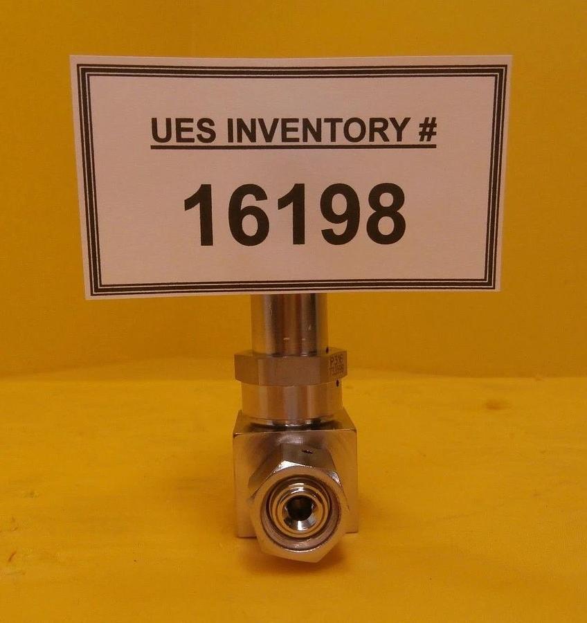Used Parker Veriflo 44900005-PE High Purity Bellows Valve 4V1-P4K-11AC-SSV-PE Used