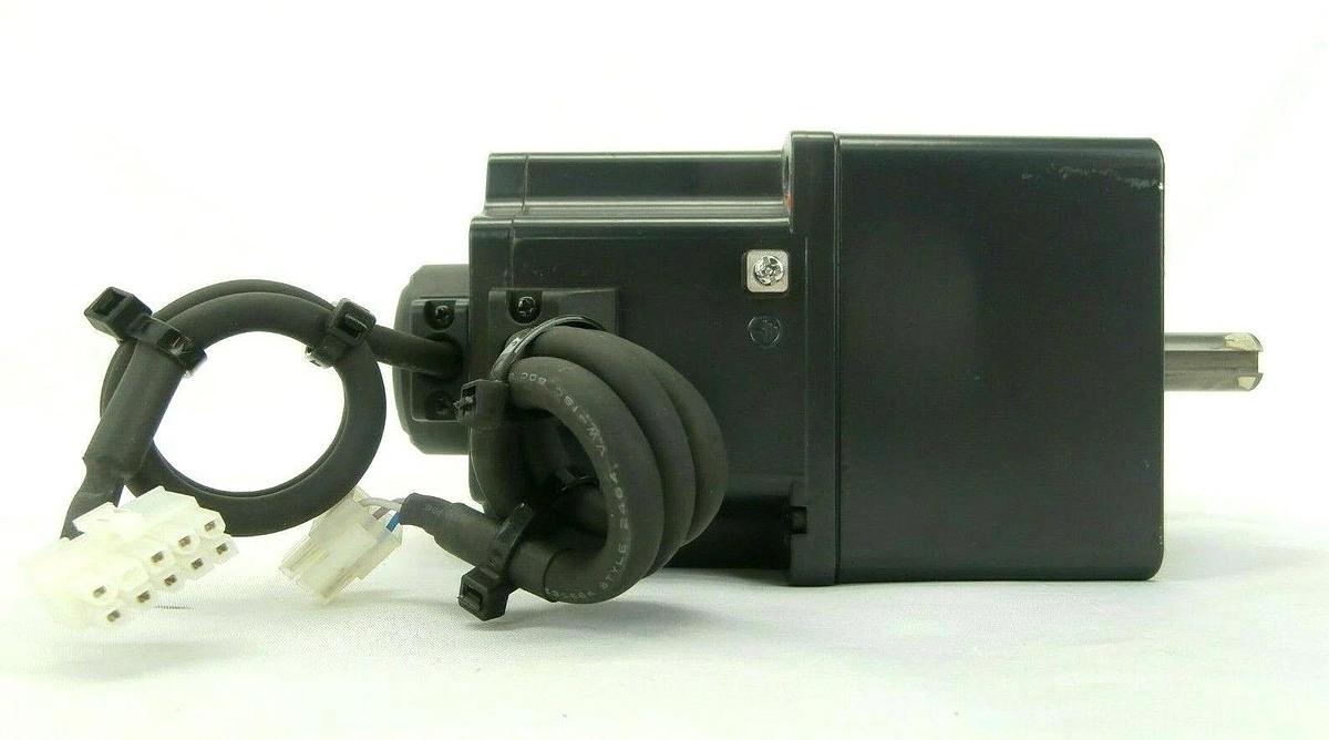 Used Oriental Motor BXM6400-B1 Brushless DC Motor with Gear Head 6GH5K-D1 Spare
