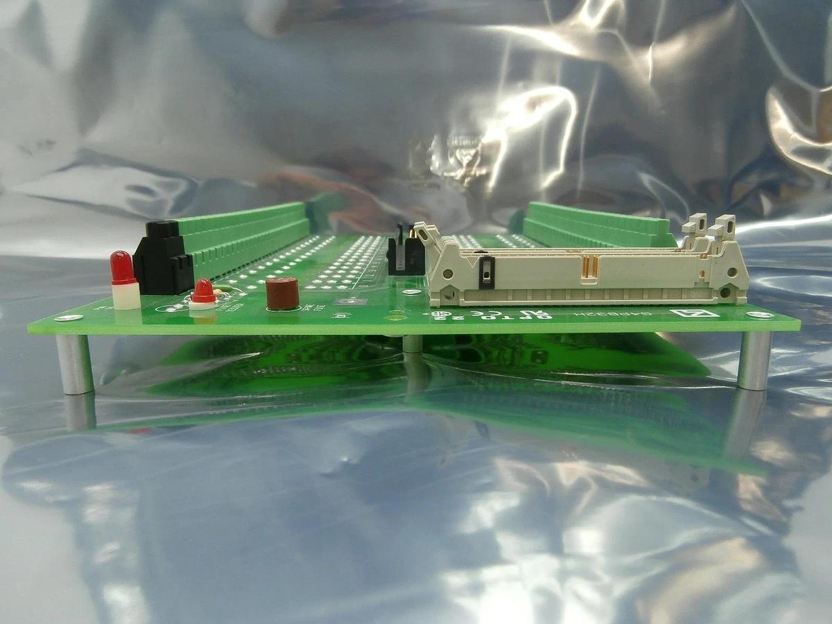 Used Opto 22 G4PB32H 32-Channel Field Control I/O Module Rack Chassis PCB New