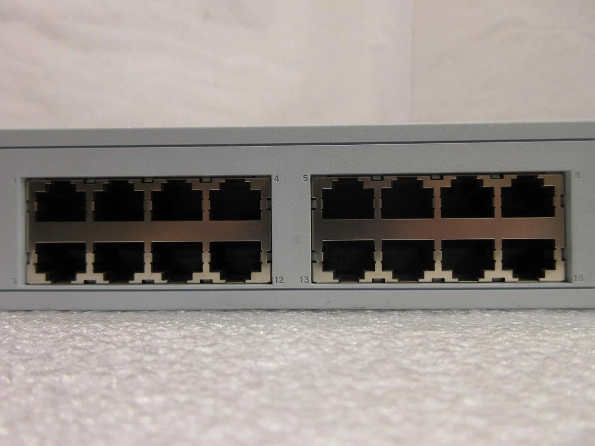 Used 3Com 1647-010-010-1.00 Baseline Switch 2016 3C16470 AMAT Quantum X Used Working