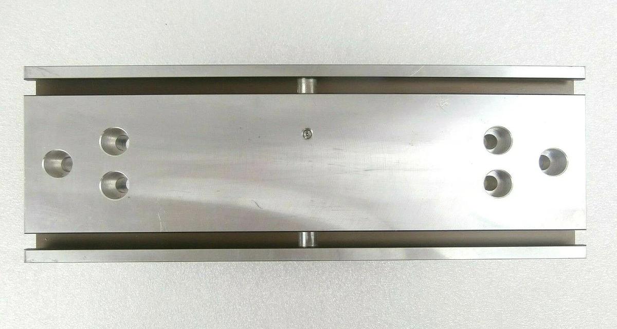 Bosch Rexroth R117320010 Linear Rail Table Assembly 1173-200-10 New Surplus