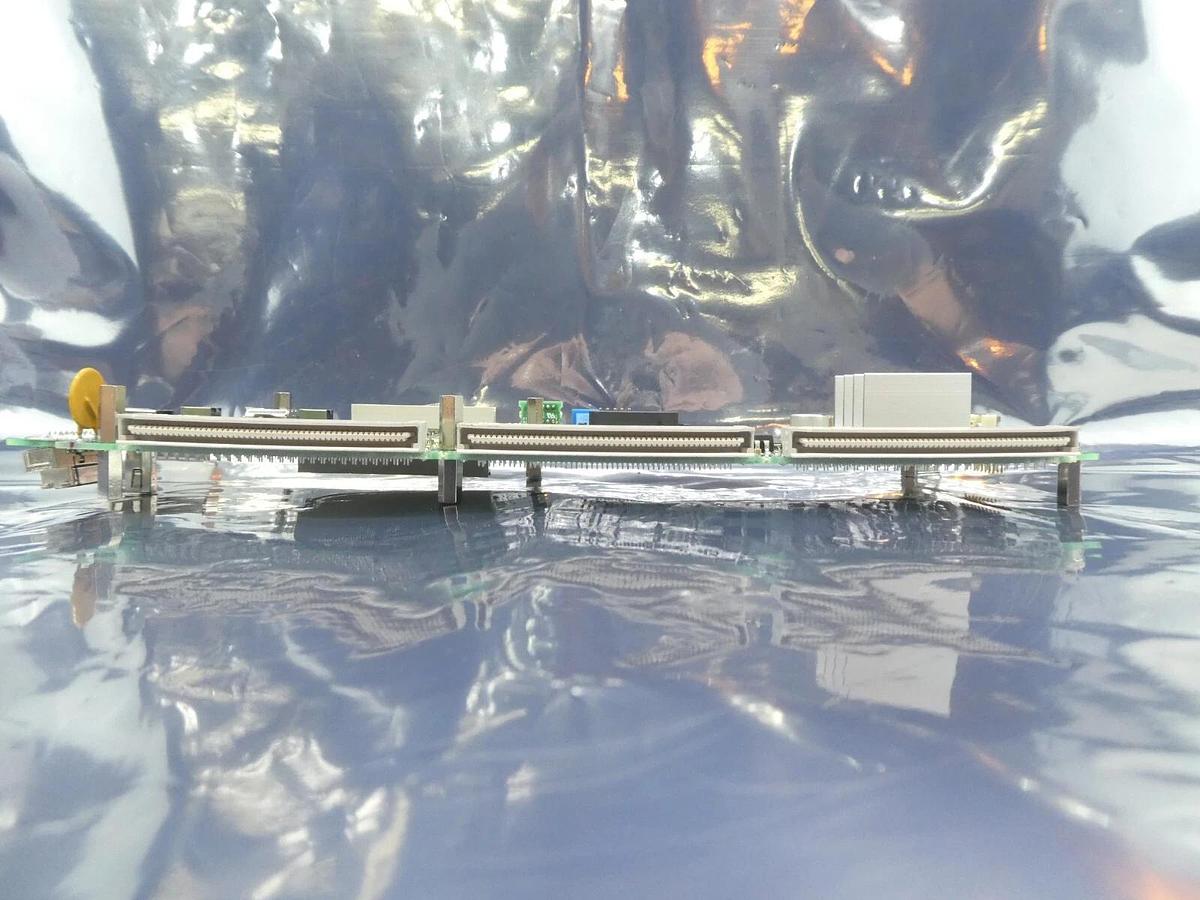 Used Yaskawa Electric SGDR-AXC01B-E Robot Controller PCB F353660-1 Working Surplus