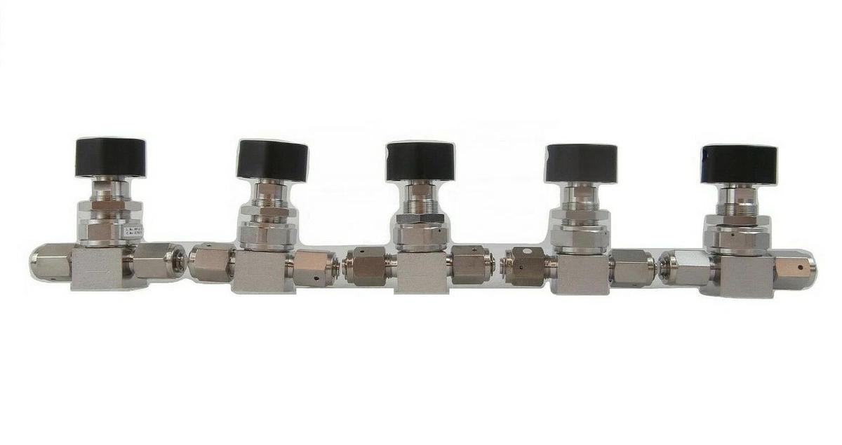 Used Fujikin 076776 Manual Open/Closed Diaphragm Valve KPJL7001 Reseller Lot of 5