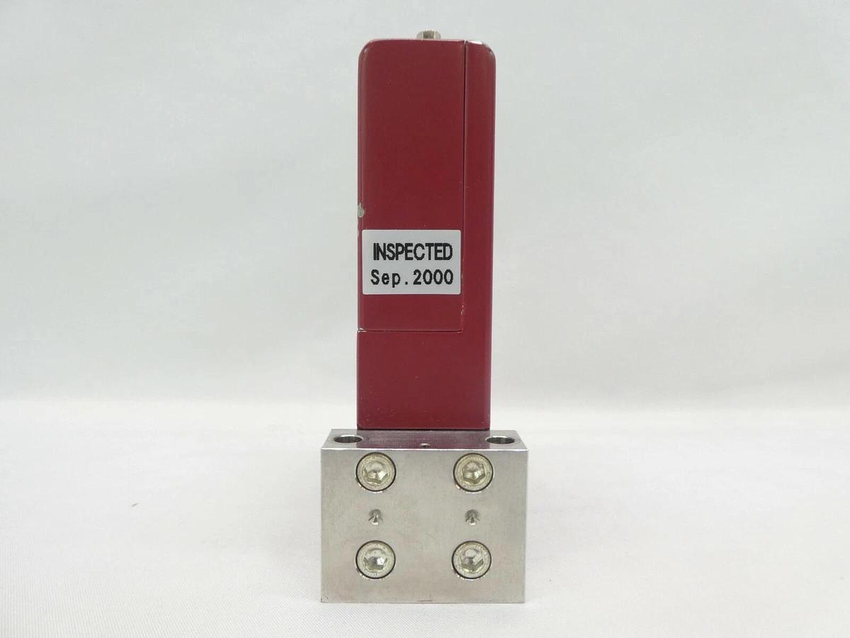 Used STEC SEC-7330M Mass Flow Controller MFC SEC-7330 500 SCCM H2 Working Surplus
