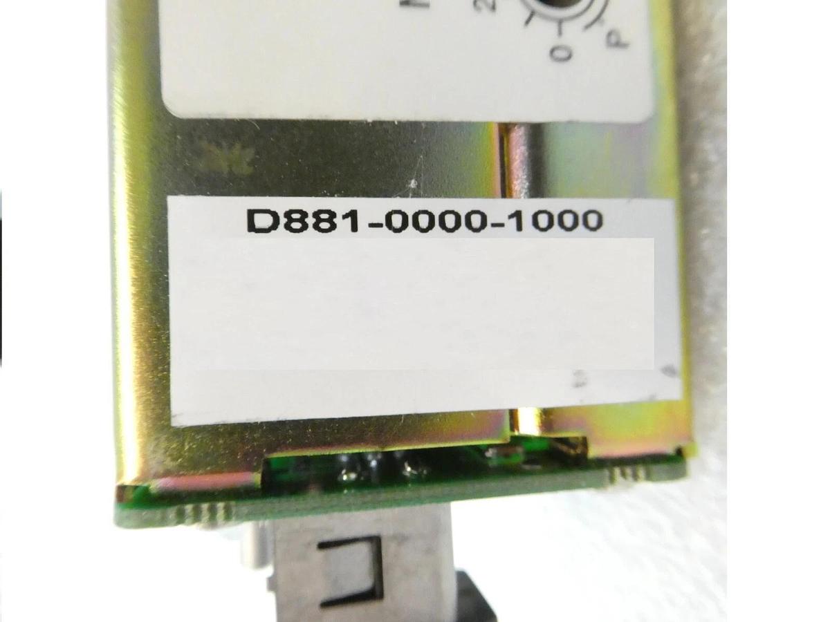 Used Watlow D881-0000-1000 D8 Series Temperature Controller AMAT 0190-25286 Working