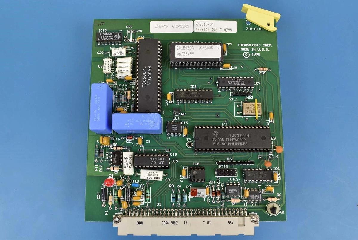 Used Thermalogic 121-201-F PCB Temp Controller