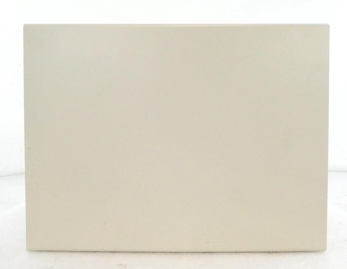 Used Oriel 68805 Universal Power Supply Ultrapointe KLA-Tencor Working Surplus