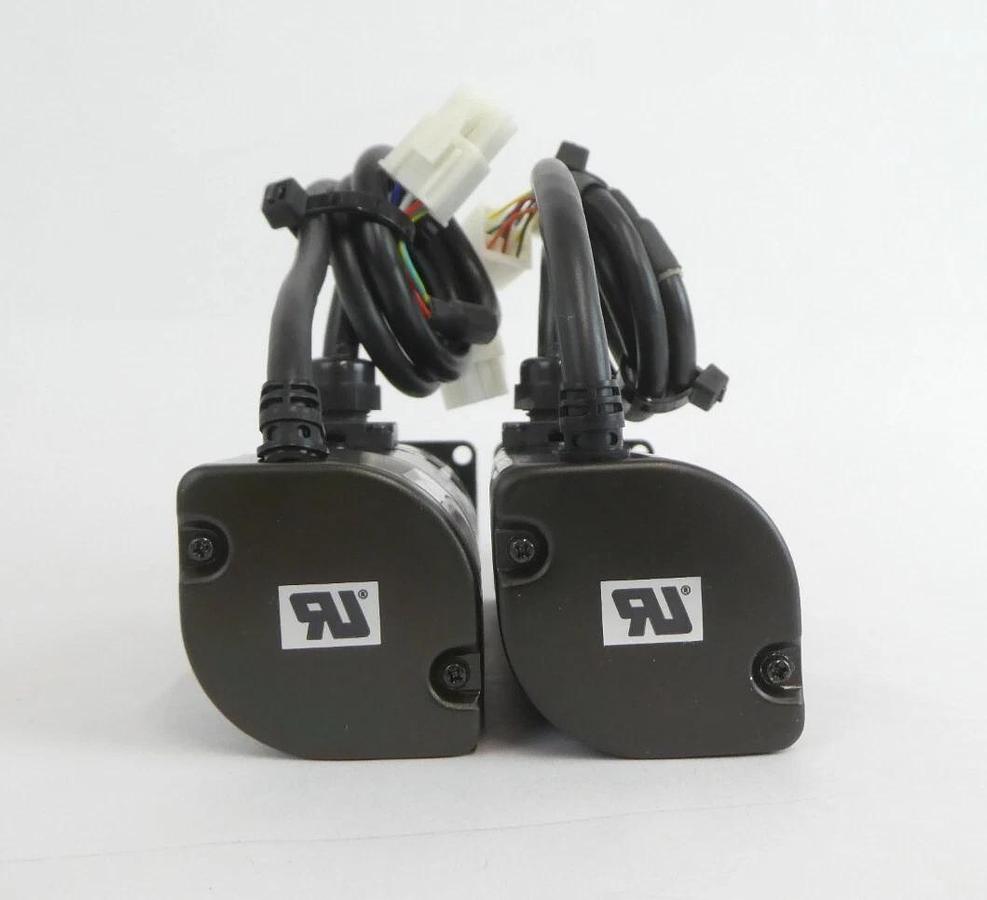 Yaskawa SGM-01U3B4CL Servo Motor Reseller Lot of 5 New Surplus