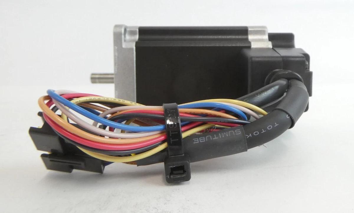 Sanyo Denki 103H7126-07E0 Stepping Motor Step-Syn Lot of 3 New Surplus