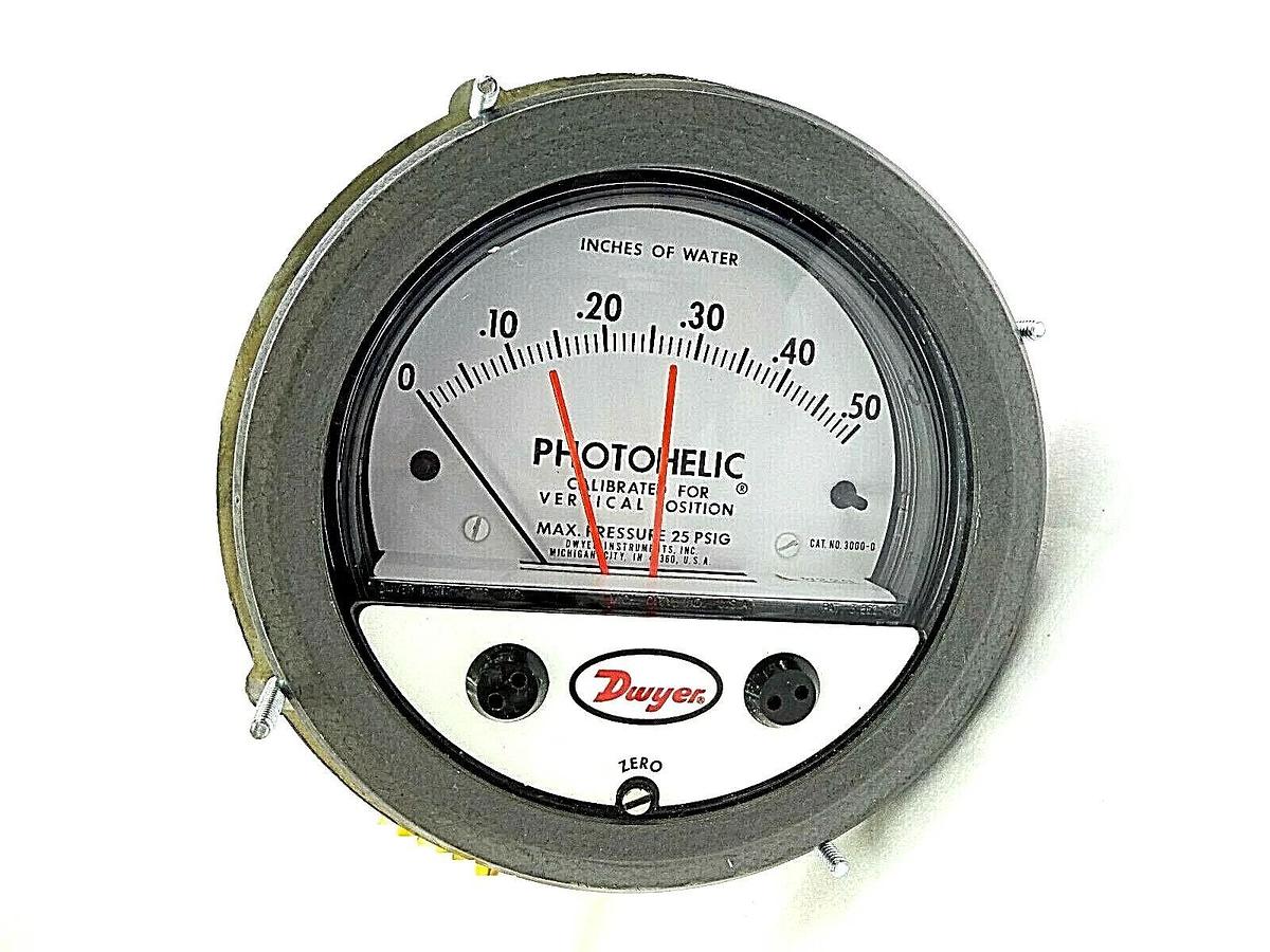 Used Dwyer 3000-0 Photohelic Pressure Switch Gauge 3000 Lot of 2 Working Surplus