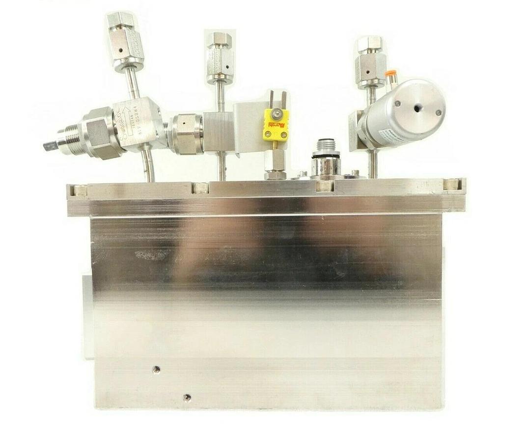 Used ATMI Packing CUST-UNIQUE-2D-PHOS Ampule Bubbler CVD AMAT 0226-96764 P5000 Spare