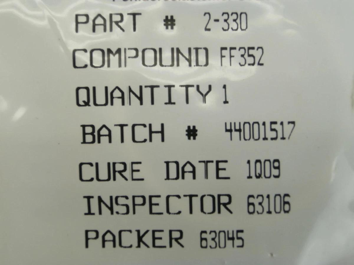 Parker Seals 2-330 O-Ring Ultra Parofluor Seal FF352 Reseller Lot of 3 New