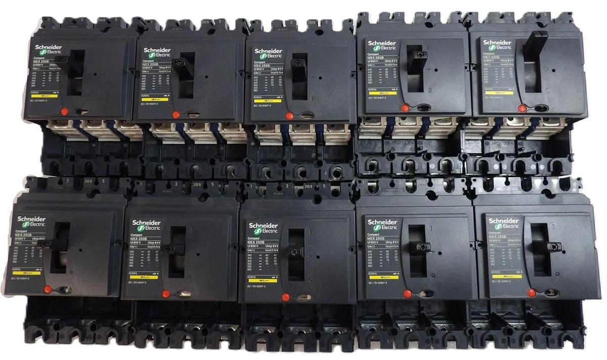 Used Schneider Electric LV431390 Compact Circuit Breaker NSX 250B Lot of 10 Working