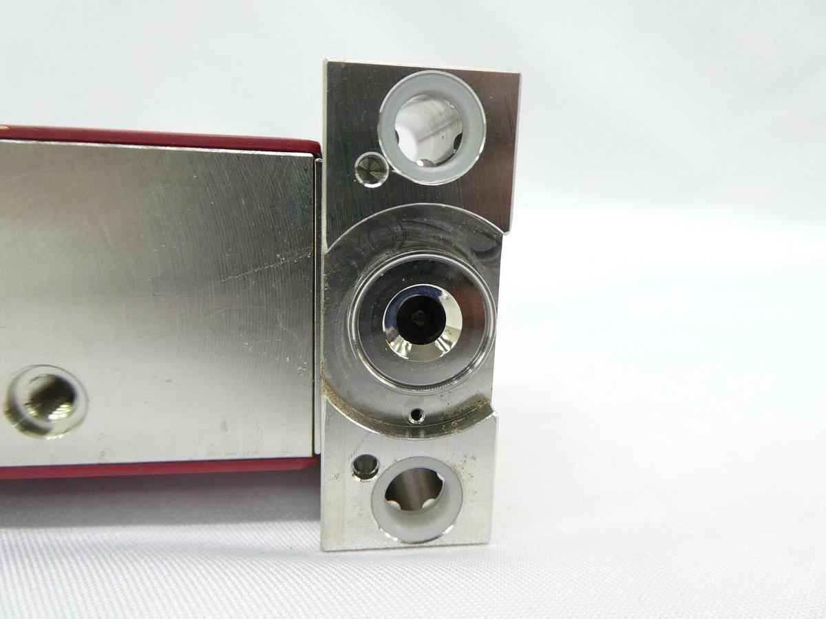 Used STEC SEC-7330M MFC Mass Flow Controller SEC-7330 400 CCM CF4 Working Spare
