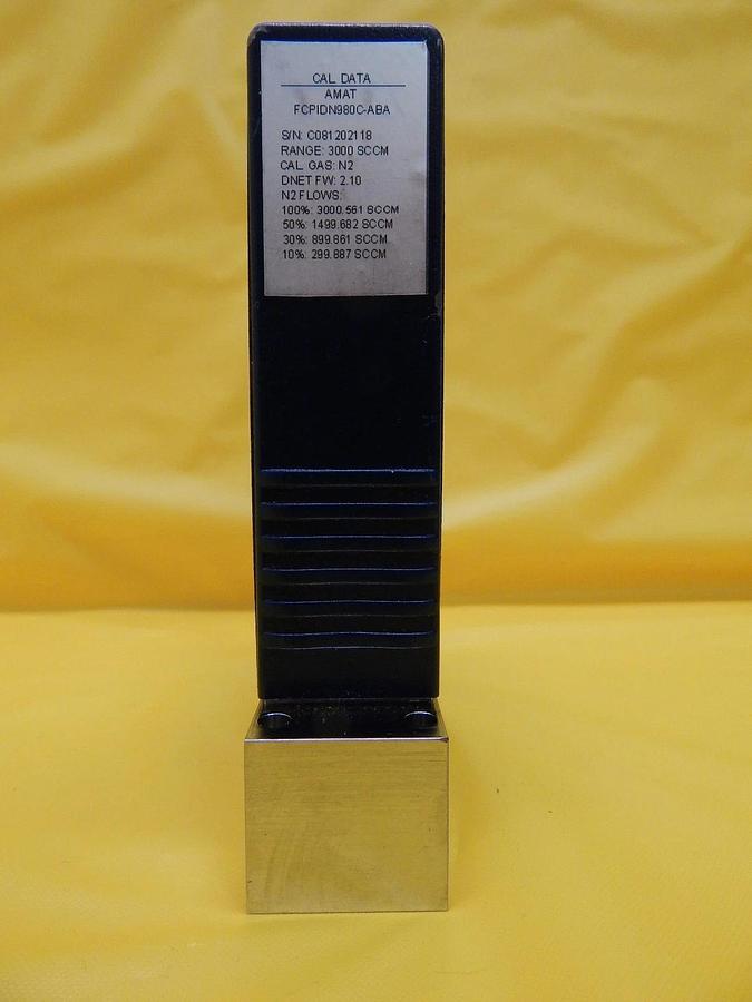 Used Aera FCPIDN980C-ABA Pressure Insensitive MFC MGMR AMAT 0190-27879 Used Working