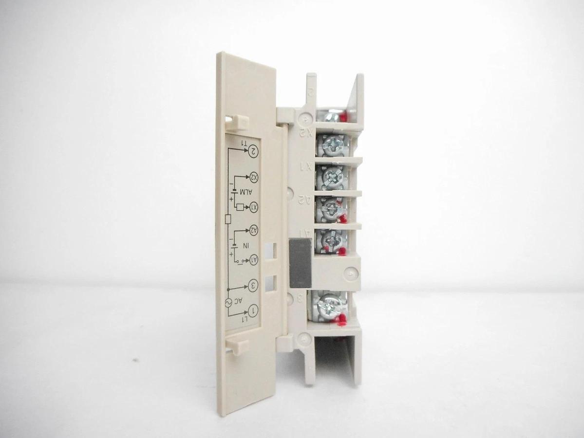 Used Omron G3PC-220B-VD Solid State Relay Reseller Lot of 8 Used Working