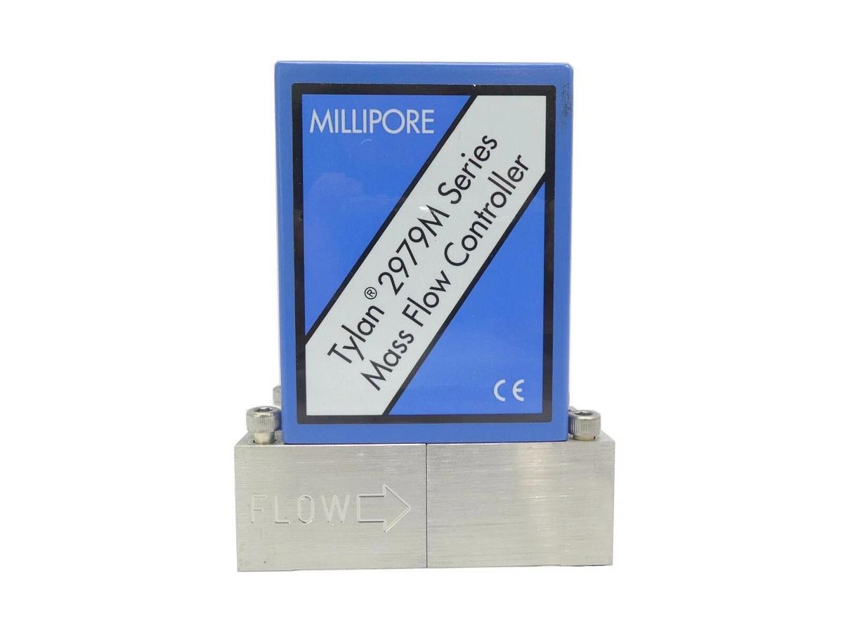 Used Millipore FC-2979MEP5-WM Mass Flow Controller MFC 100 SCCM He Tylan 2979M Series