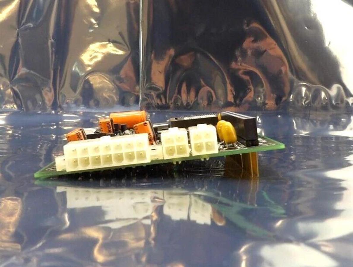 Used Varian R0396 Leak Detector PCB Board Assembly Working Surplus