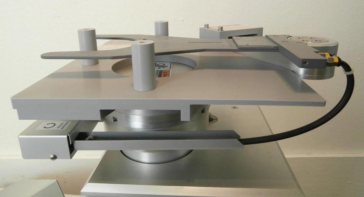 Used Hitachi CR-712 Series Wafer Handling Clean Robot w/Cables FEM-312 EFEM Working