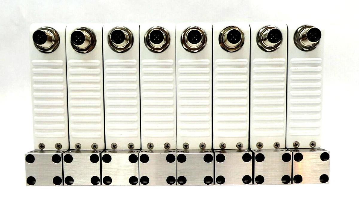 Used Brooks Instrument GF125C Mass Flow Controller MFC GF125CXXC Lot of 8 Working