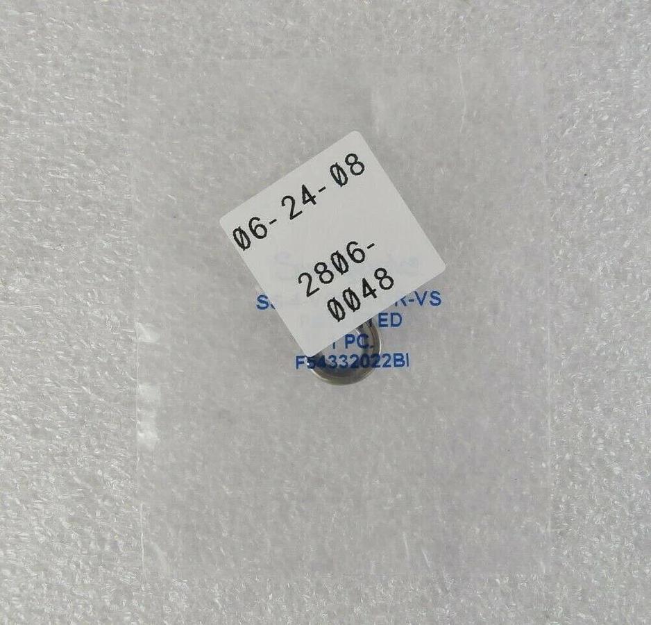Air Products 1495-3154A Gas Inlet Pigtail Keyed 1/2 Inch FVCR New Surplus