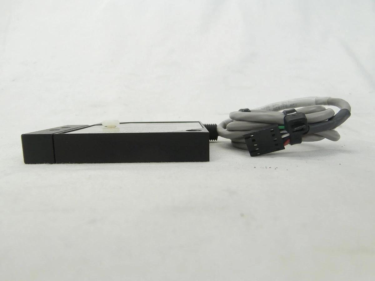Used Banner SM51RB6 LED Scanner L/H Receiver KLA Instruments 750-657650-01 2132 Used