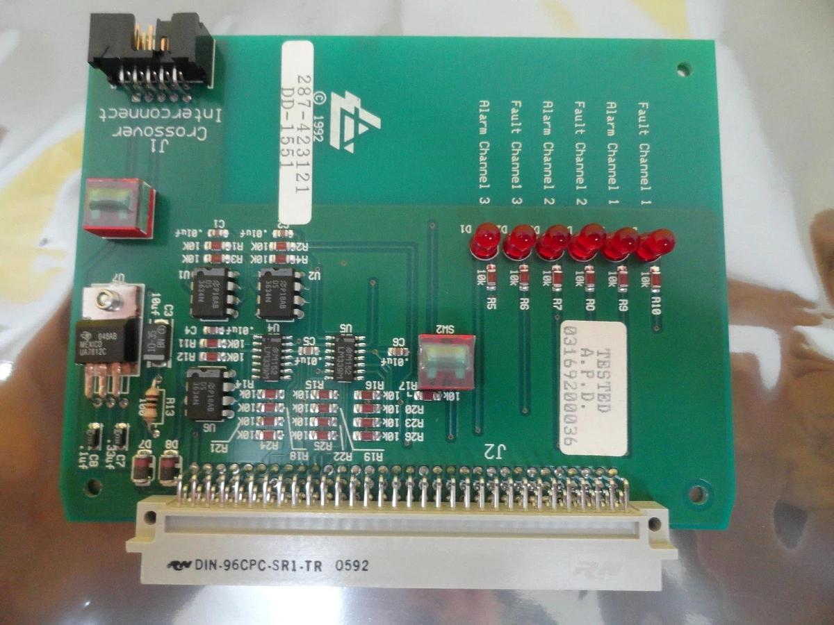 Used Air Products 287-423121 LED Indicator Supervisior Board PCB Card Used Working