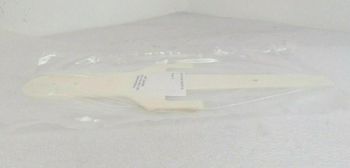 Novellus Systems 15-429265-00 Hybrid End Effector VAC RBT MACH I FerroTec New