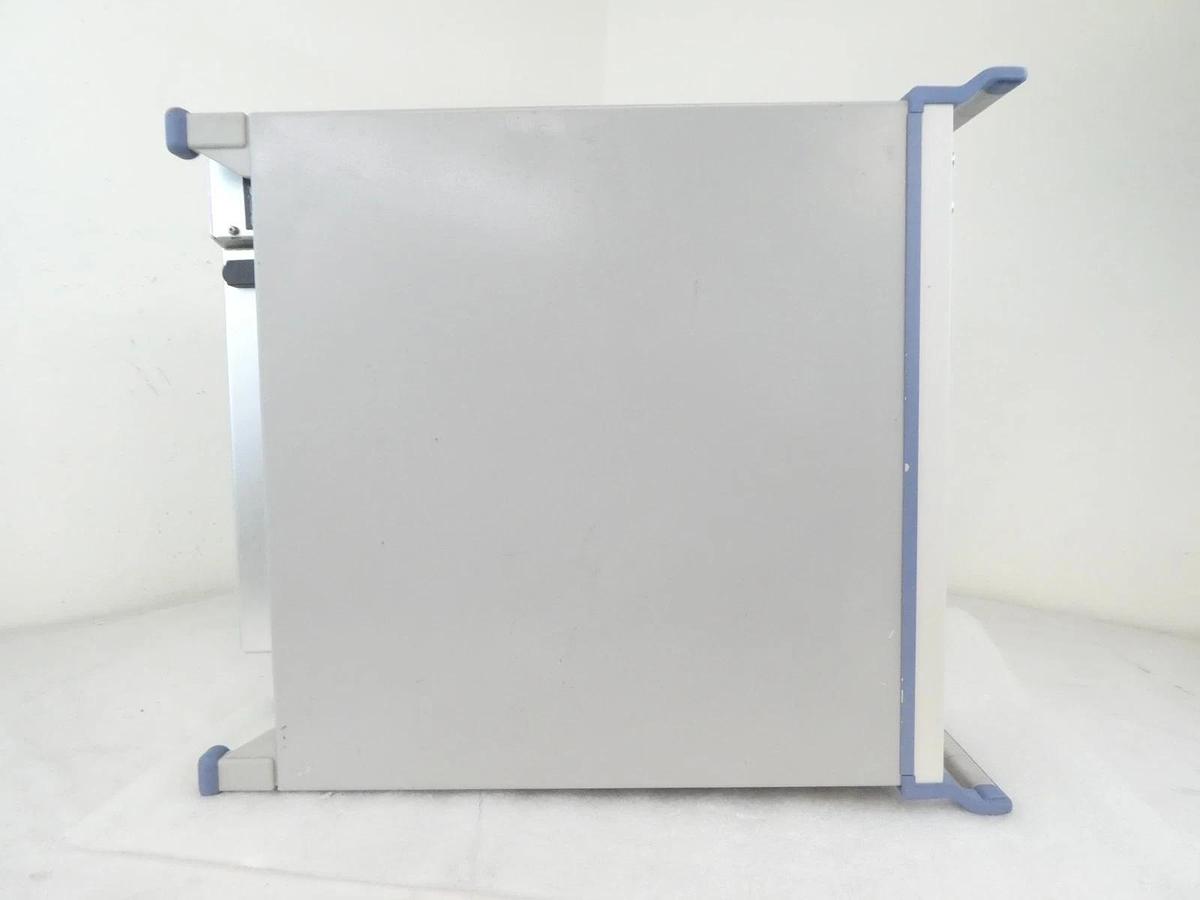 Used Rohde & Schwarz 1201.0002K50 Wideband Radio Comm Tester CMW 500 V 3.7 Non-Signal