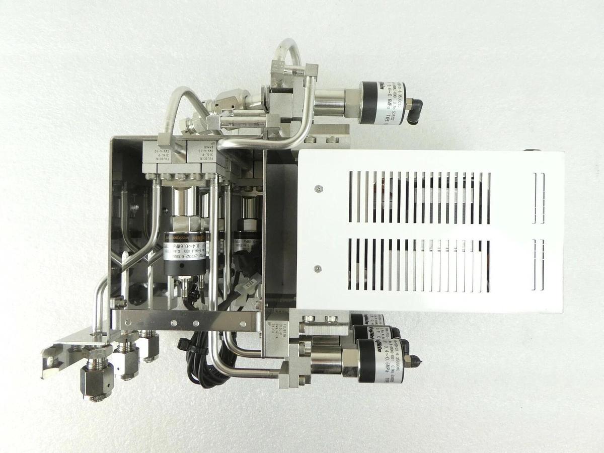 Used Fujikin MFRC-4CW3-AAA-210 Valve Module TEL Tokyo Electron 2L16-000924-12 Working